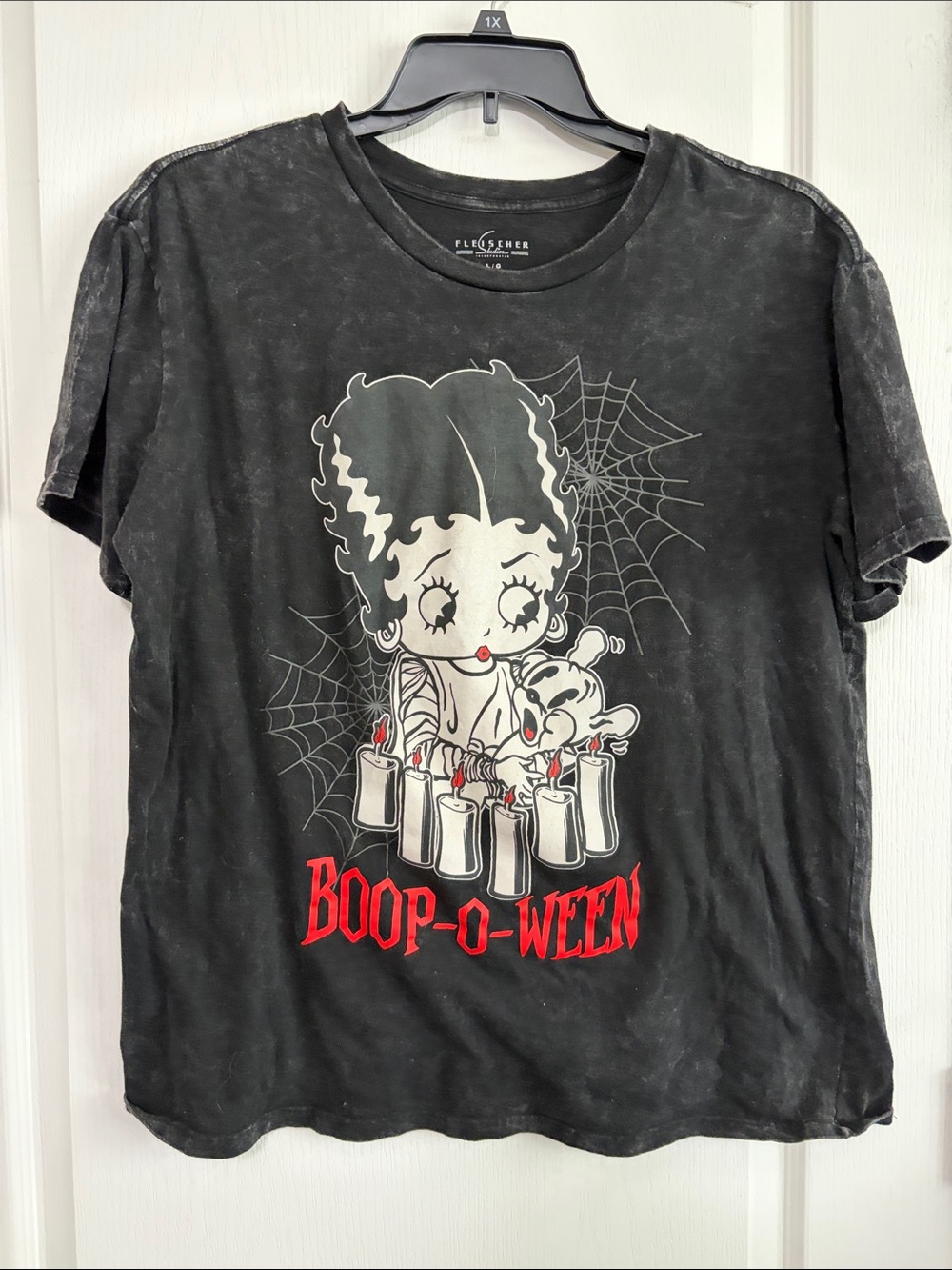 Boop-O-Ween Betty Boop Graphic Tee - Black